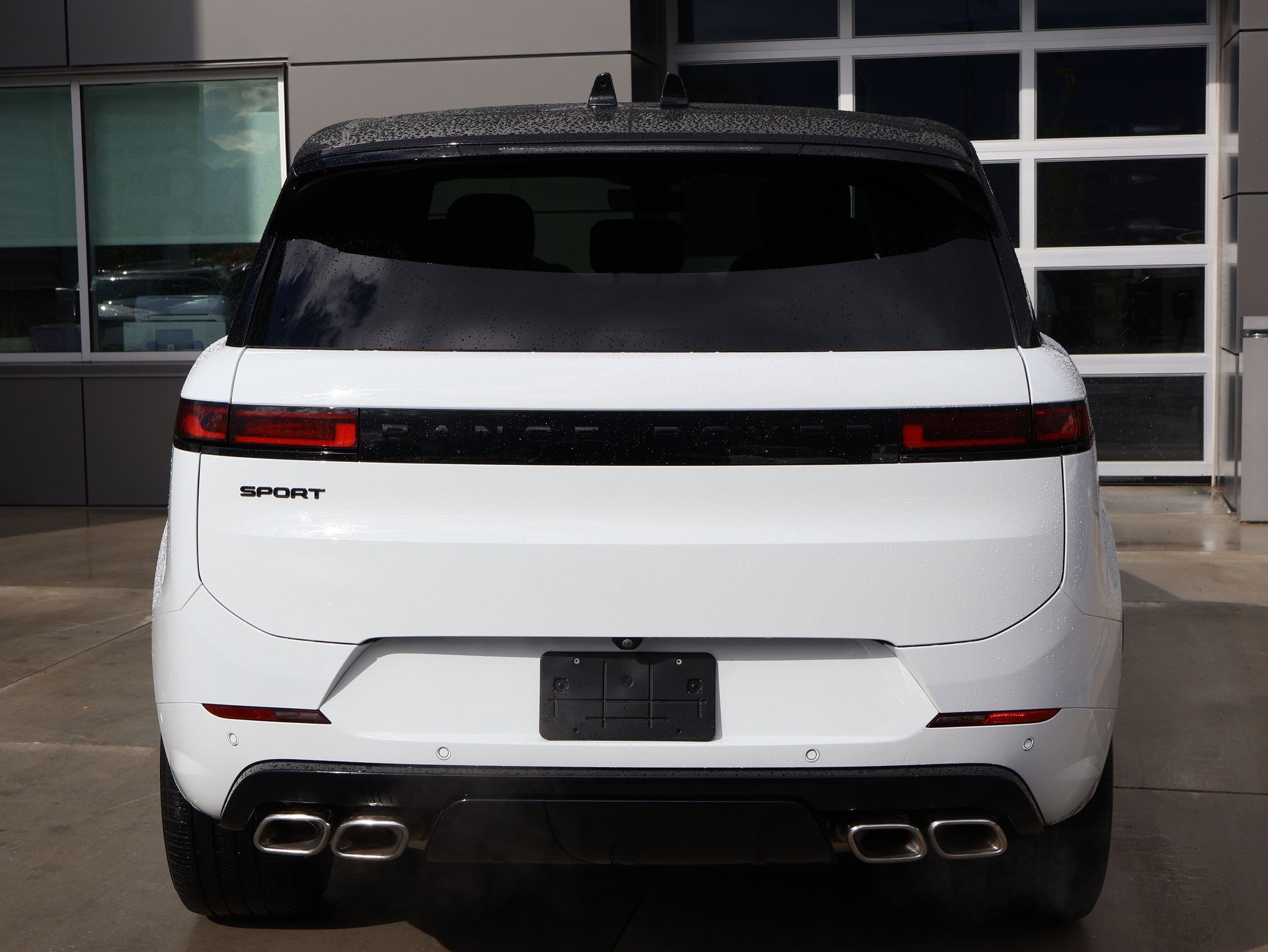 Certified Used 2025 Fuji White Land Rover Autobiography image 7