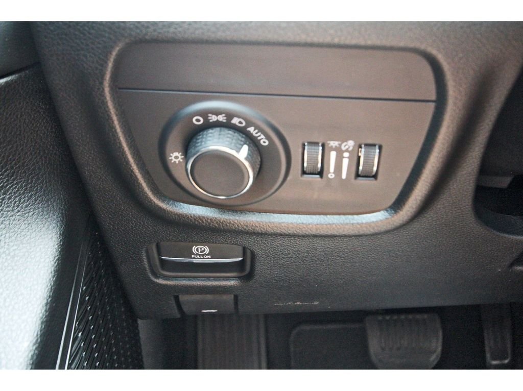 Used 2024 Gray Jeep Altitude X image 20