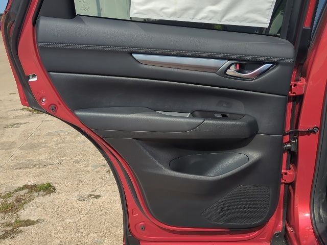 2025 Mazda CX-5 S Preferred package - Photo 8