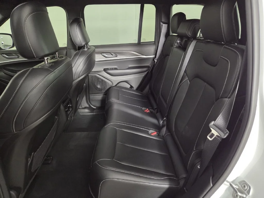 Used 2025 Bright White Clearcoat Jeep Limited image 21
