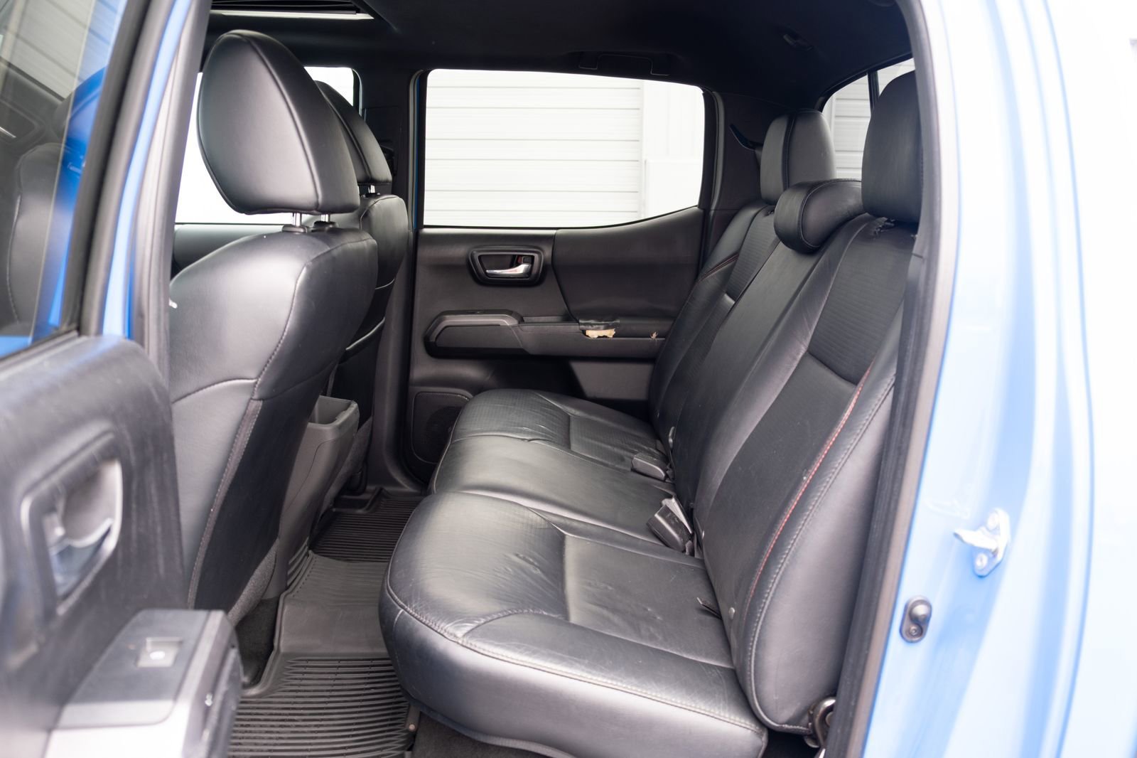 Used 2019  Toyota SR image 14
