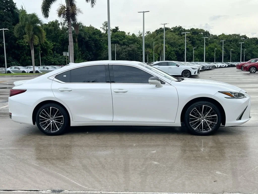 Certified Used 2024 EMINENT WHITE PEARL Lexus 300h image 8