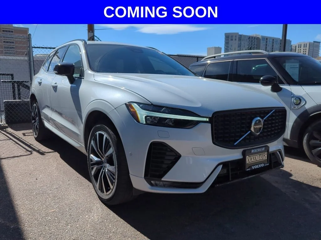 2025 Volvo XC60 B5 Plus Dark AWD's photo
