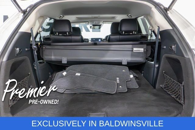 Used 2022 Snowflake White Pearl Mazda Touring Plus image 9