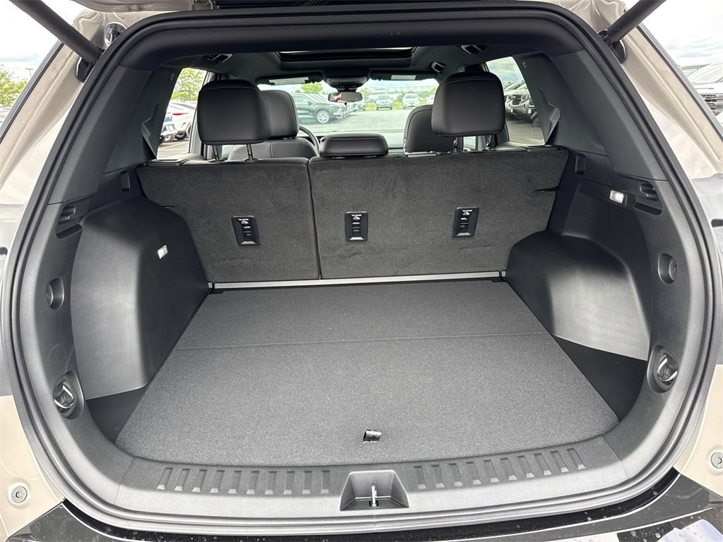 2026 GMC TERRAIN - Image 32