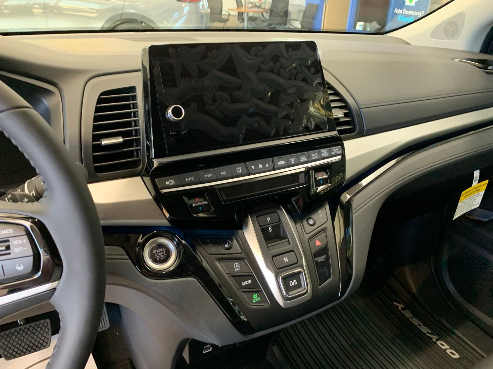 2026 Honda Odyssey Touring - Photo 18