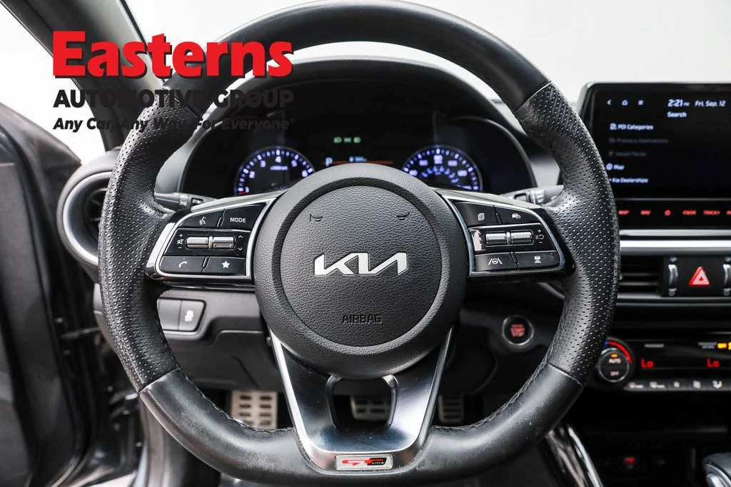 Used 2022 Gray Kia GT-Line image 10