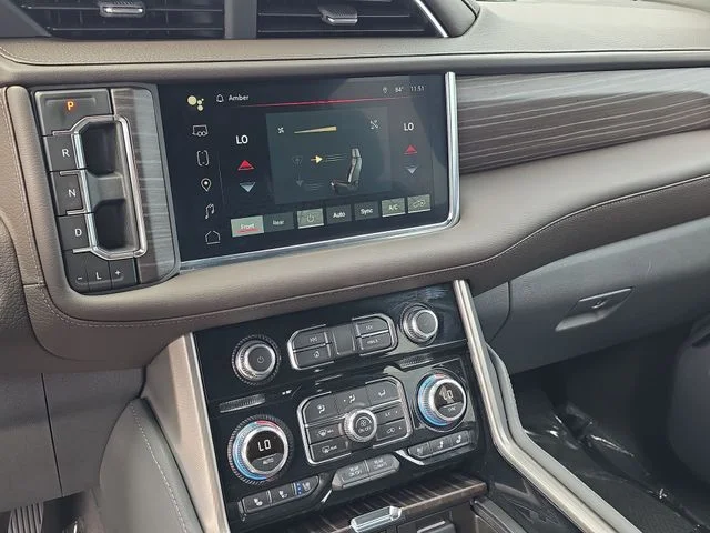 Used 2024 White GMC Denali image 26