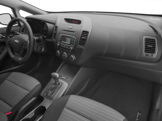 Used 2016 Silky Silver Kia LX image 19