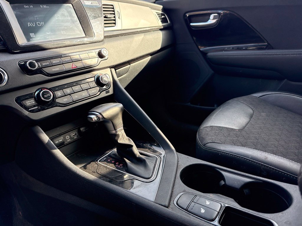 Used 2019 Silky Silver Kia EX image 16