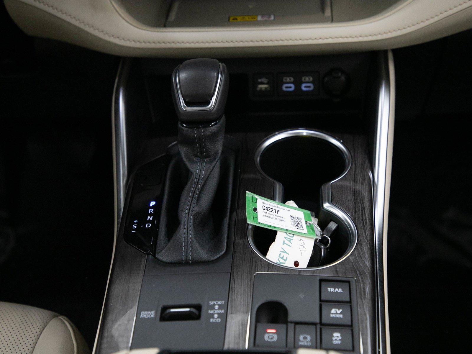 Used 2024 Black Toyota Hybrid Limited AWD image 17