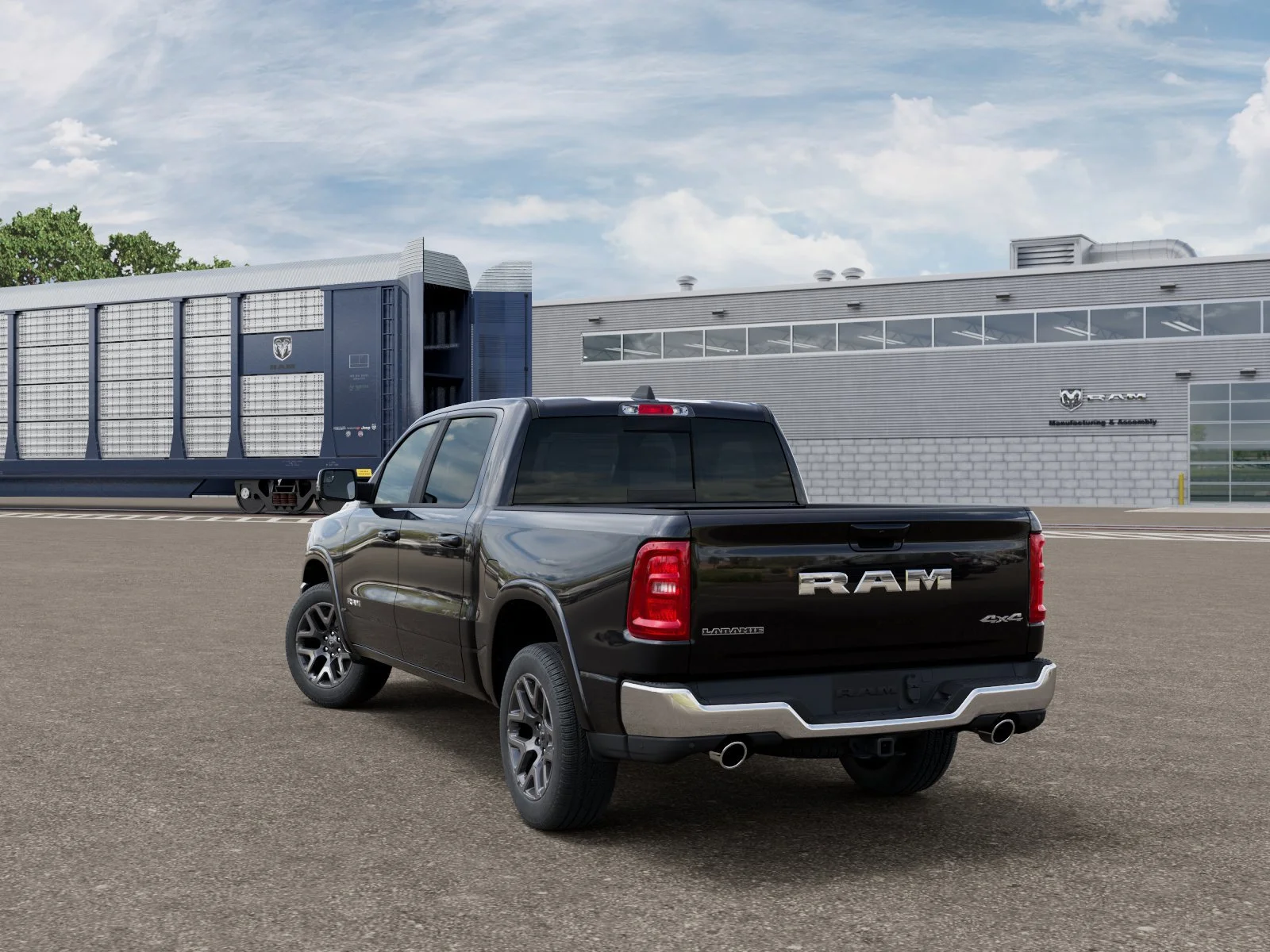 New 2026 Diamond Black Crystal Pearl-Coat Exterior Paint RAM Laramie image 3