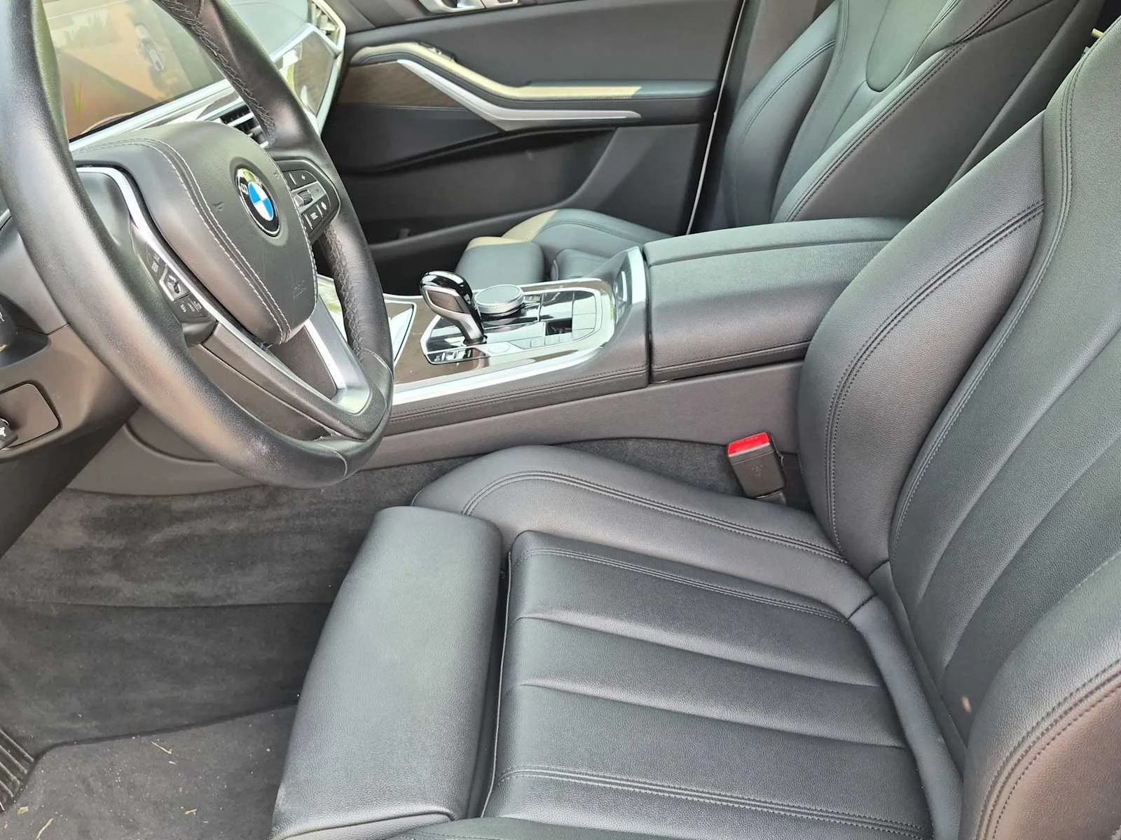 Used 2022 Alpine White BMW sDrive40i image 16