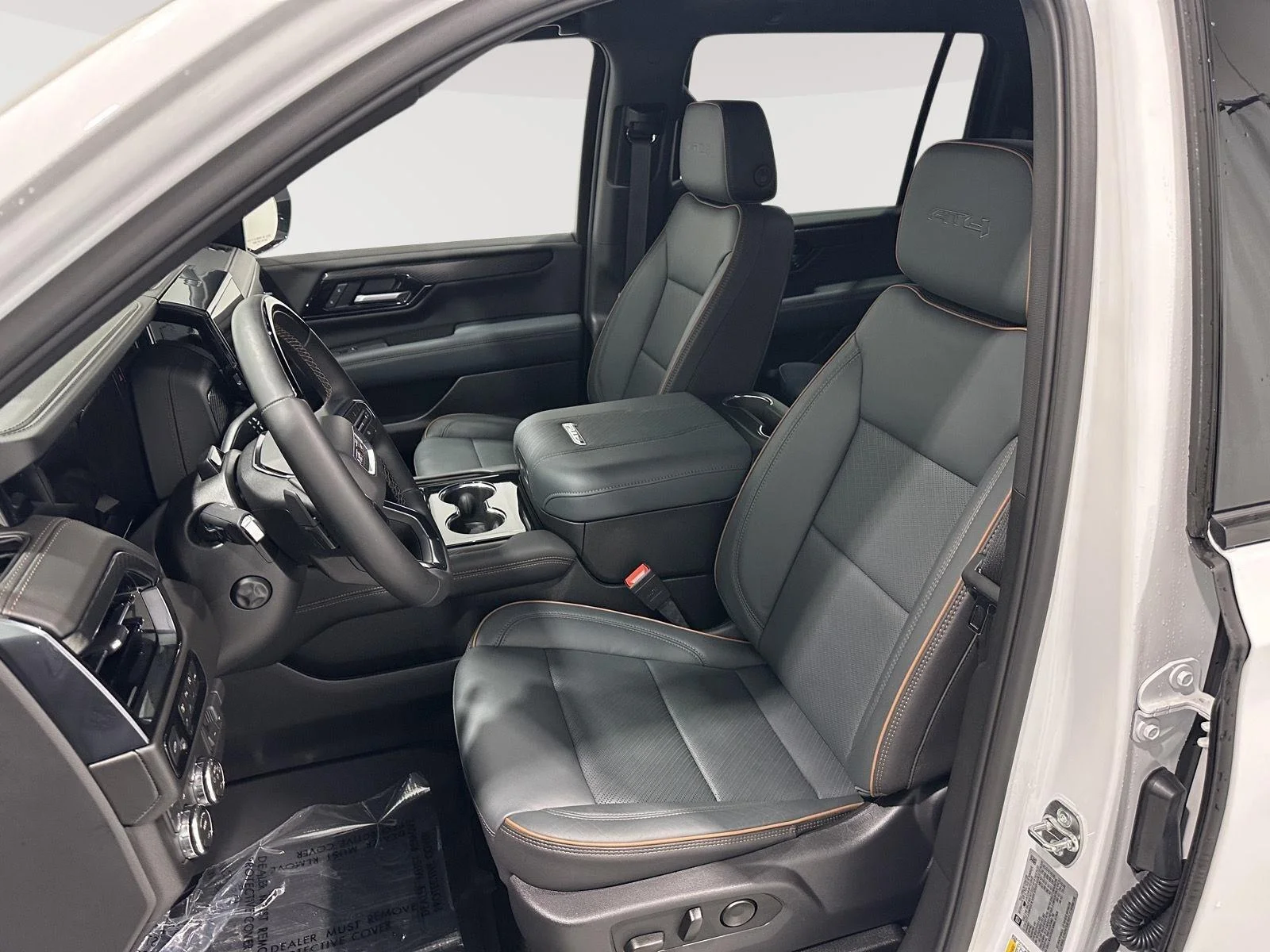 Used 2026 Summit White GMC AT4 image 18