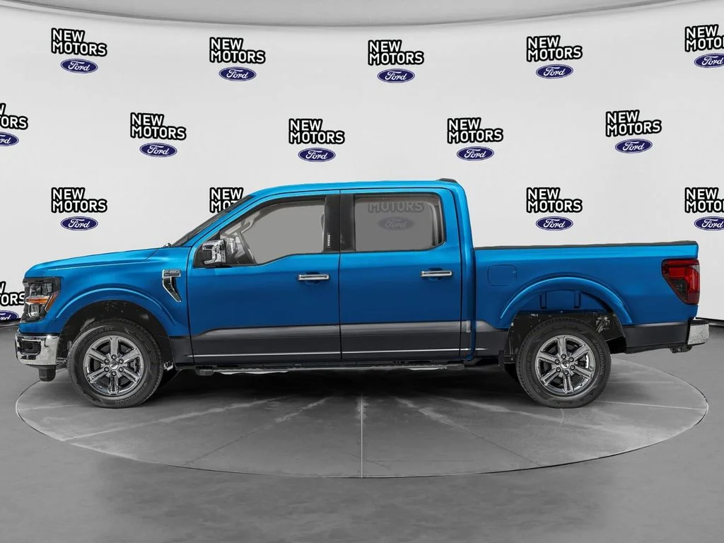 Used 2024 Silver Metallic Ford XLT image 5