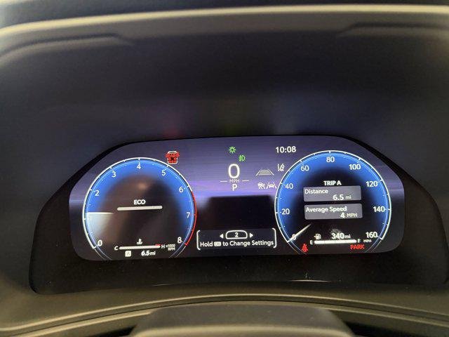Certified Used 2026 WIND CHILL PEARL Toyota  image 31