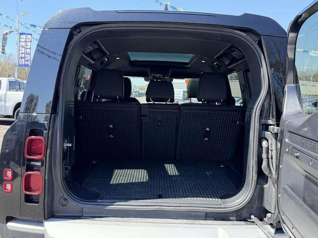 Used 2025 Santorini Black Metallic Land Rover 110 P300 image 9