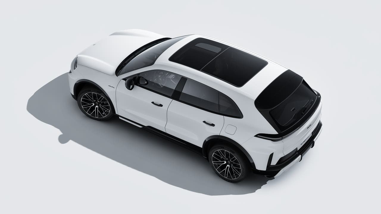 New 2026 White Porsche Turbo image 4