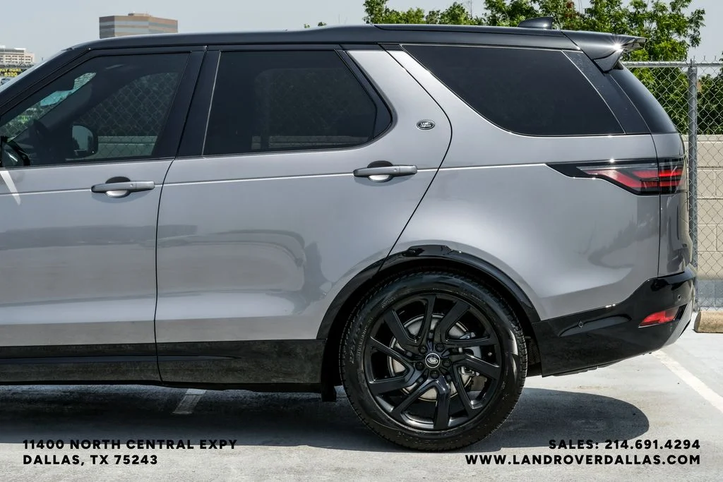 Used 2025 Eiger Gray Metallic Land Rover Dynamic SE image 13