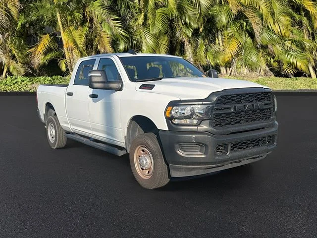 3C6UR5CJ2RG153598