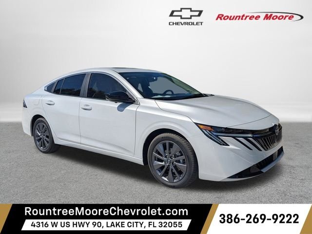 2026 Nissan Sentra SL CVT's photo