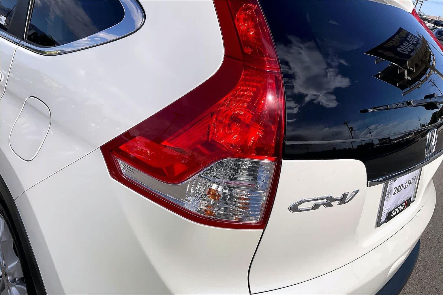 Used 2014 White Diamond Pearl Honda EX-L image 28
