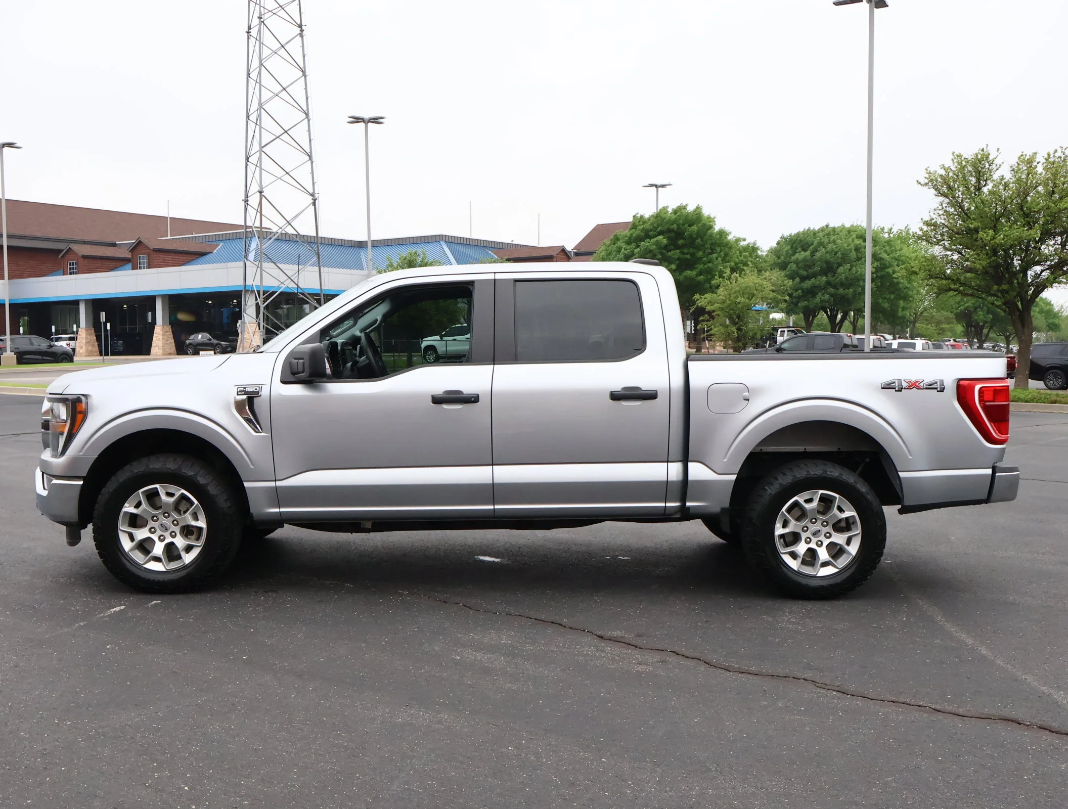 2023 Ford F-150 XLT - Photo 30