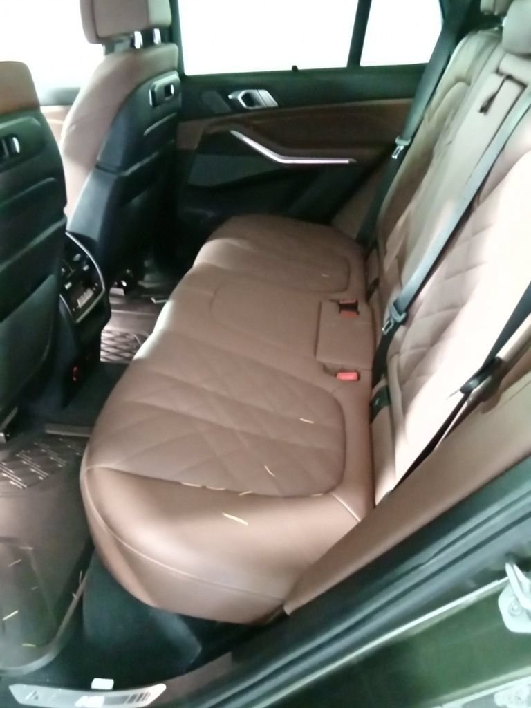 Used 2024 Manhattan Green Metallic BMW xDrive50e image 10