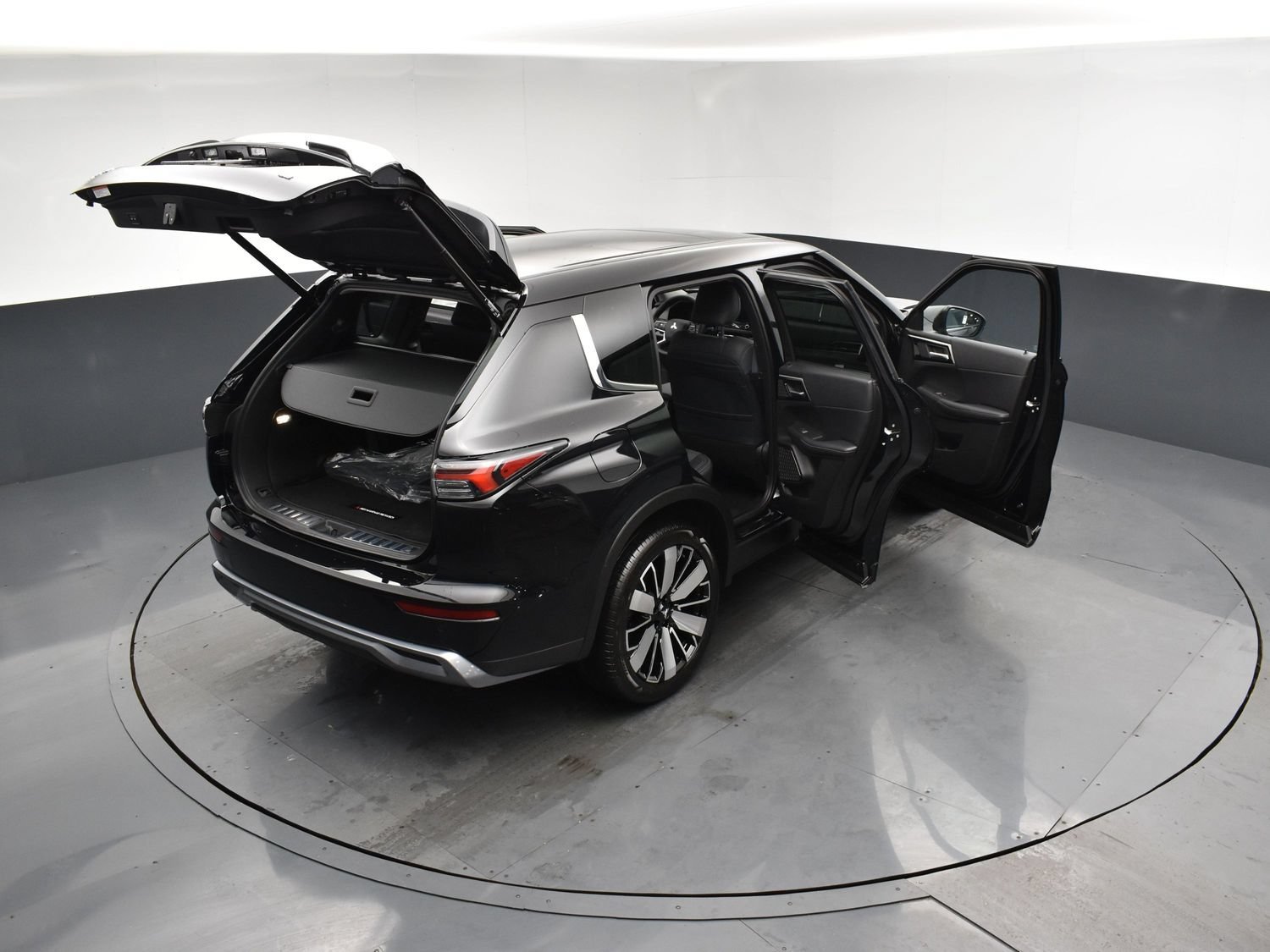 New 2026 Labrador Black Pearl Mitsubishi SE 1.5T 2WD image 29