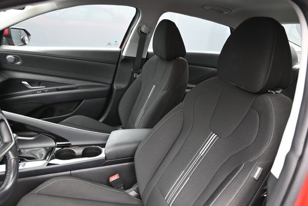 Certified Used 2022 Red Hyundai SEL image 15