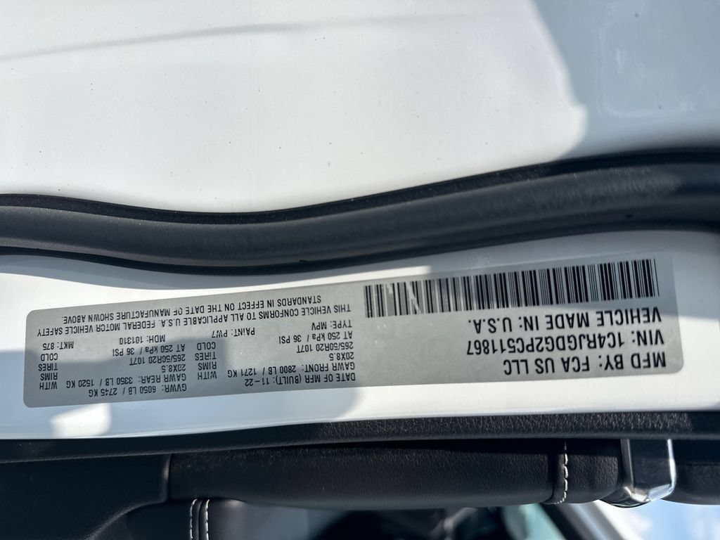 2023 Jeep Grand Cherokee Overland - Photo 35