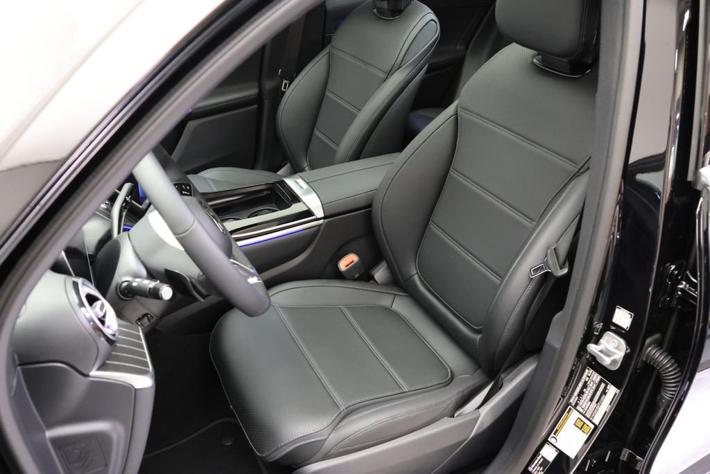 New 2026 Black Mercedes-Benz GLC 300 image 38