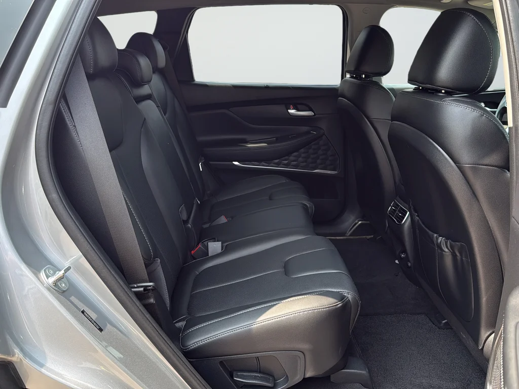 Certified Used 2023 Silver Hyundai SEL Premium image 22