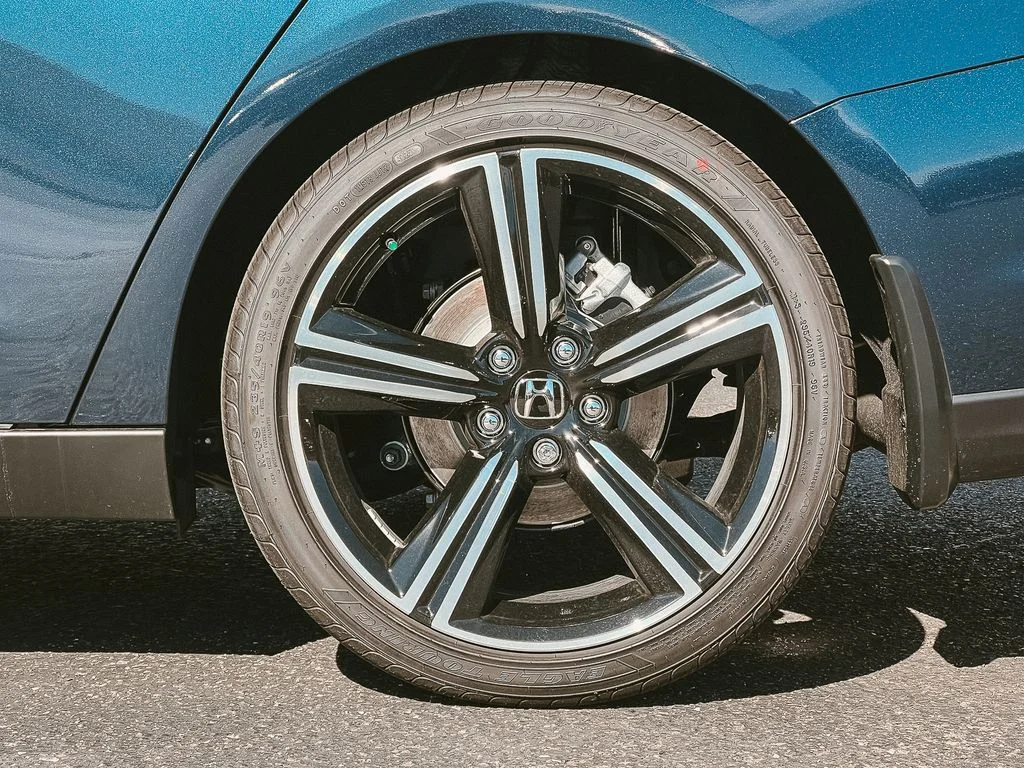 New 2026 Canyon River Blue Metallic Honda SE image 11