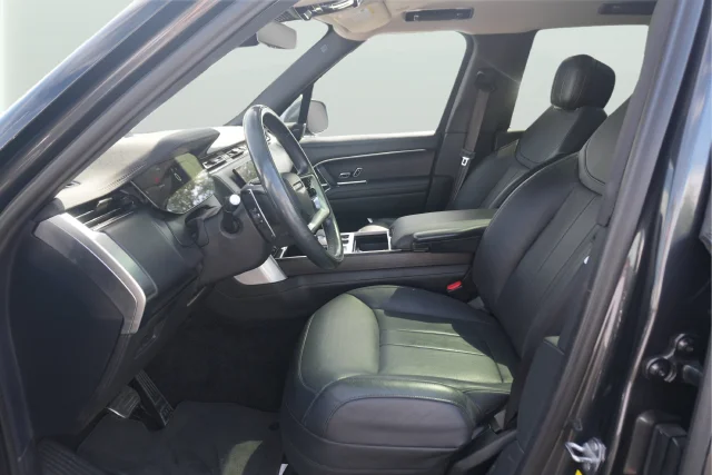 Used 2023 Gray Land Rover SE image 14