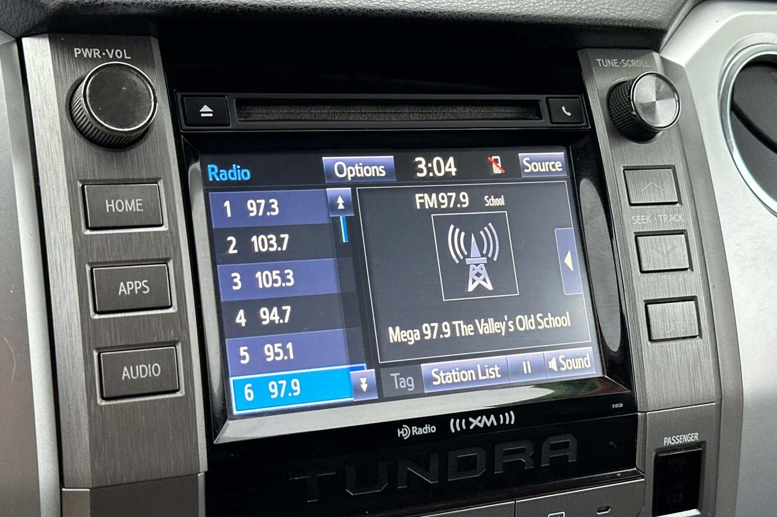 Used 2017 Black Toyota SR5 image 17