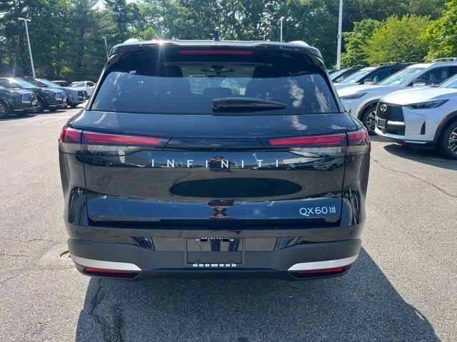 New 2027 Mineral INFINITI Luxe AWD image 4