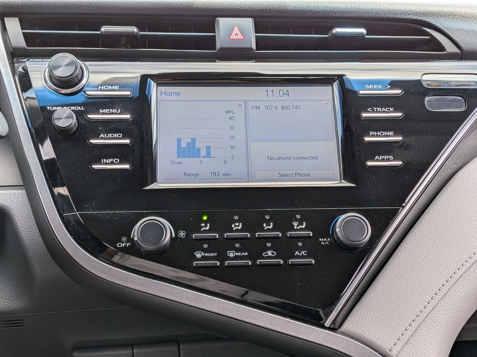 Used 2018 Celestial Silver Metallic Toyota L image 14