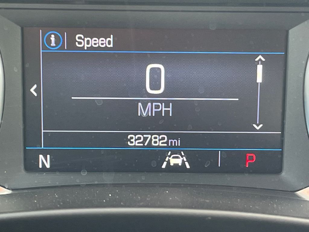 Used 2024 White GMC SLE image 13