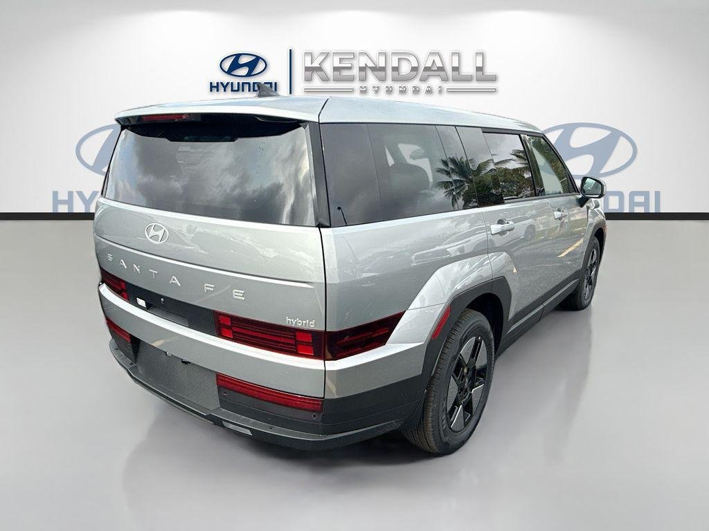 New 2026 Shimmering Silver Hyundai SE image 6