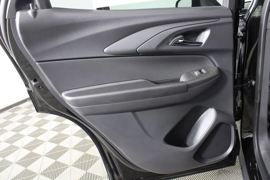New 2026 Mosaic Black Metallic Chevrolet LT image 11