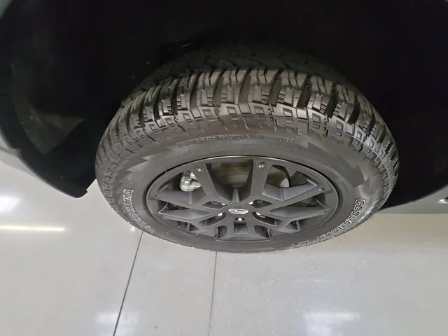 Used 2025 Gray Metallic Subaru Wilderness image 28