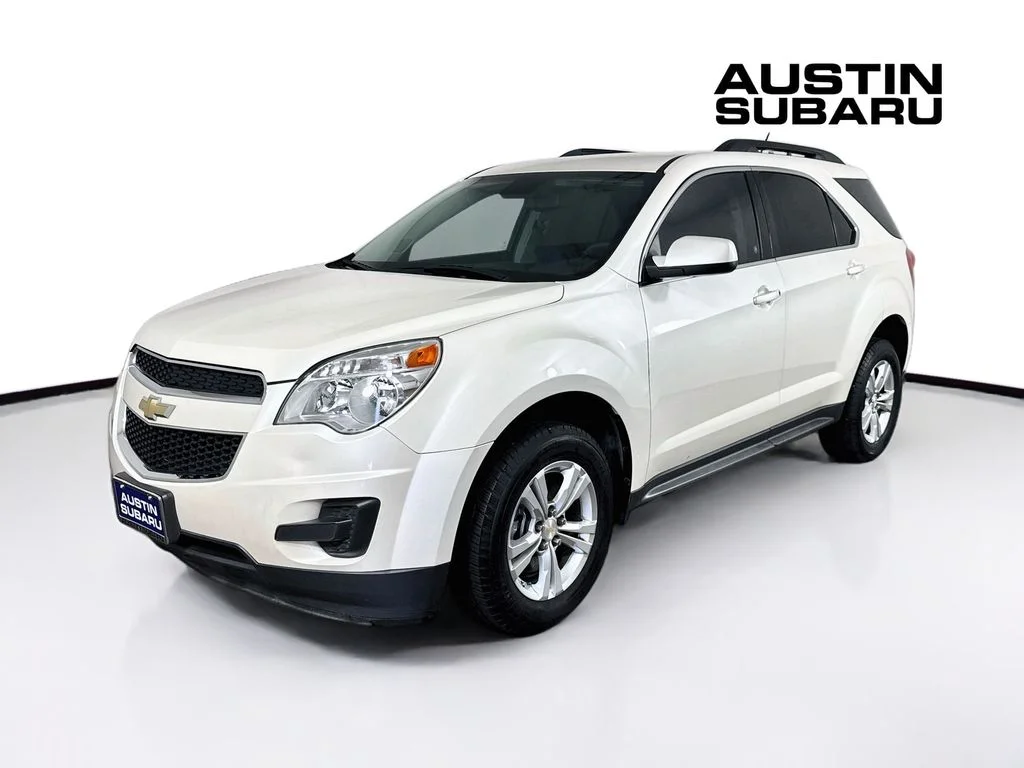 Used 2015 White Chevrolet LT image 3