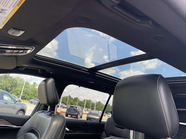 Used 2024 Black Jeep Limited image 19