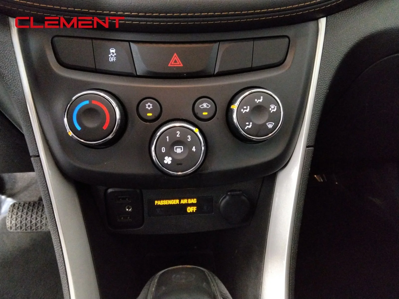Used 2022 White Chevrolet LS image 14