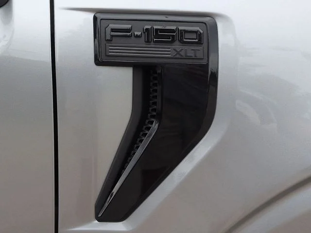 2026 Ford F-150 XLT - Photo 13