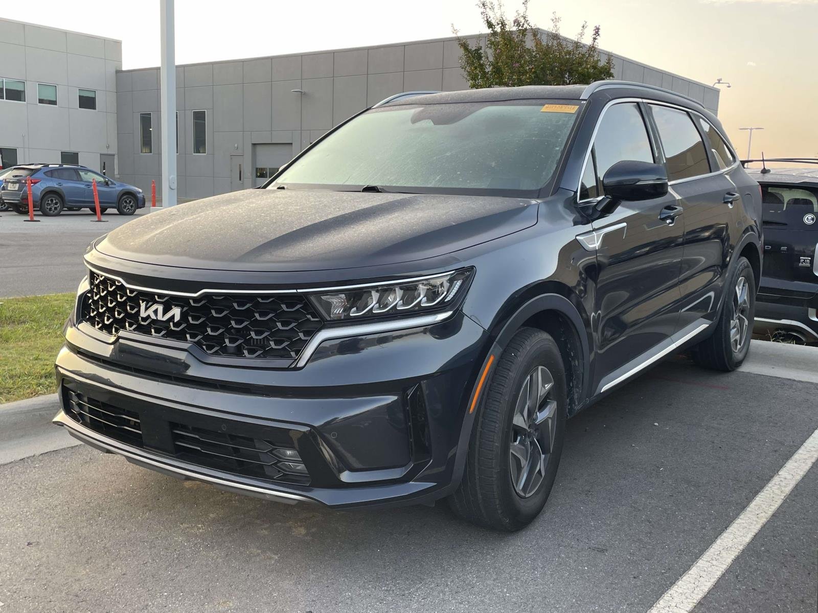 Used 2022 Gravity Blue Kia EX image 2