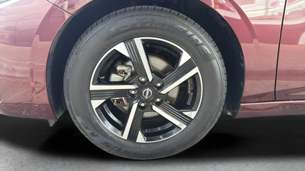 Certified Used 2025 Rosewood Nissan SV image 25