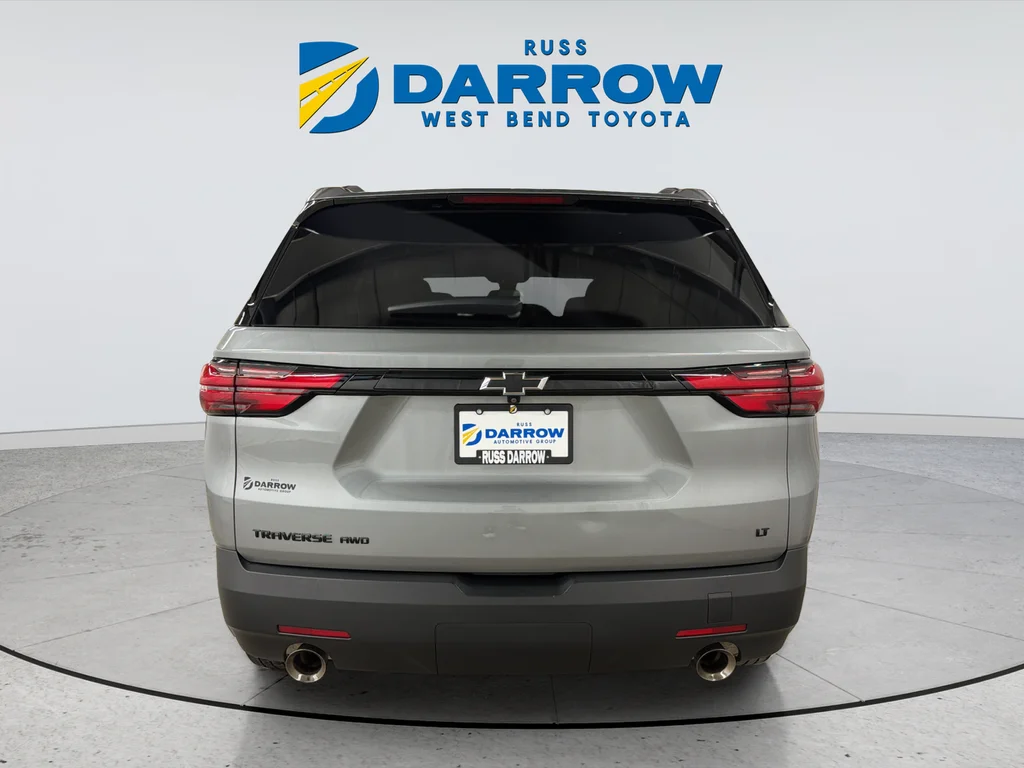 Used 2023 Gray Chevrolet LT image 4