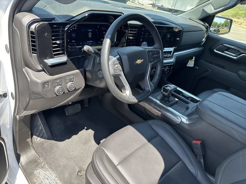 2026 Chevrolet Silverado 1500 LTZ - Photo 12